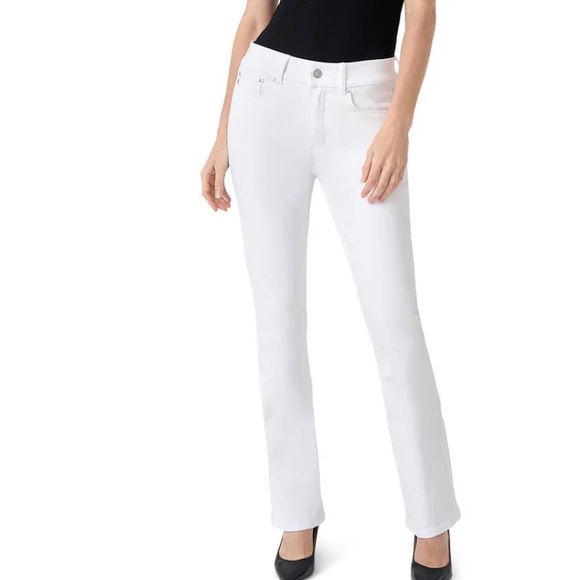 Seven7 Denim - ❤️ Seven 7 Women's High Rise Tummy Less Bootcut Jeans in White Stretch Denim